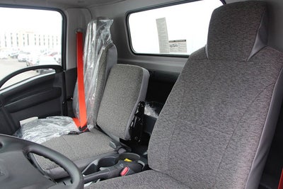 2024 Isuzu NRR 20 FT Box w/ ICC Bumper