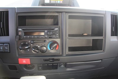 2024 Isuzu NRR 16 FT Box w/ ICC Bumper