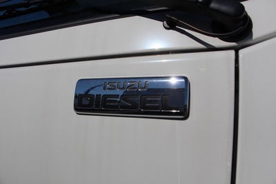 2024 Isuzu NRR 20 FT Box w/ Step Bumper