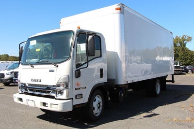 2024 Isuzu NRR 20 FT Box w/ Step Bumper