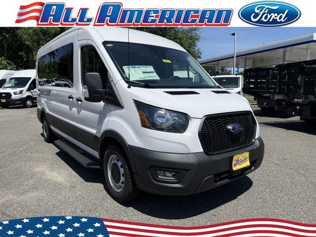 2025 Ford Transit Passenger Wagon XL