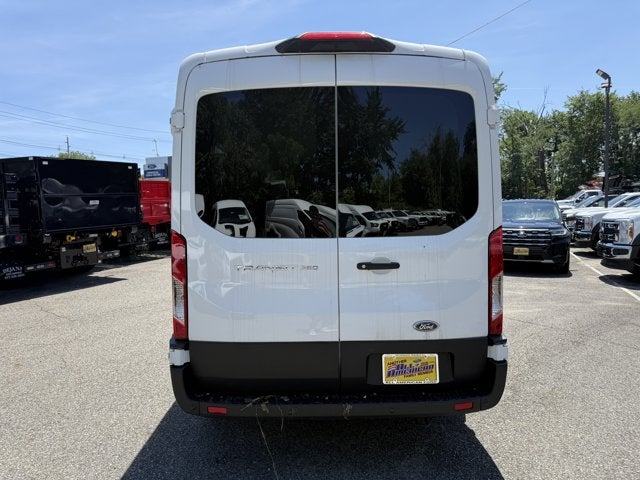2025 Ford Transit Passenger Wagon XL