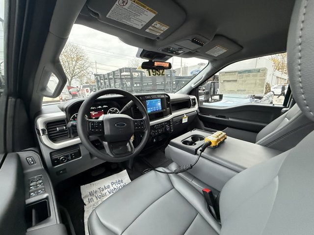 2024 Ford Super Duty F-550 DRW XL
