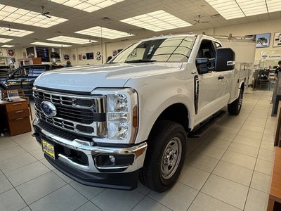 2026 Ford Chassis Cab F-350® XL