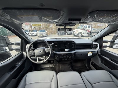 2026 Ford Chassis Cab F-350® XL