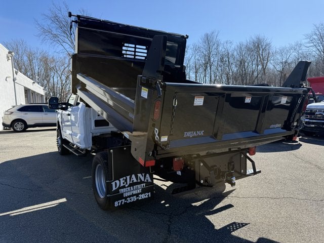 2025 Ford Chassis Cab F-350® XL