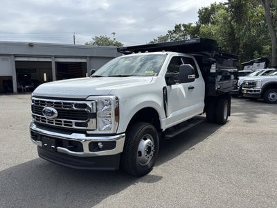 2025 Ford Chassis Cab F-350® XL