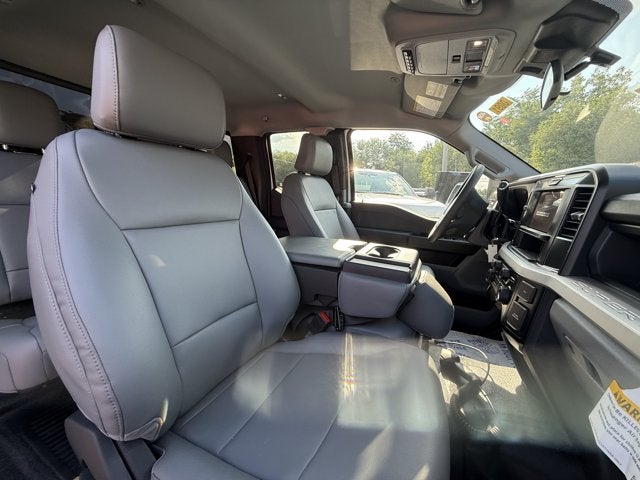 2026 Ford Chassis Cab F-350® XL