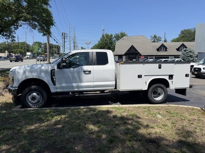 2026 Ford Chassis Cab F-350® XL