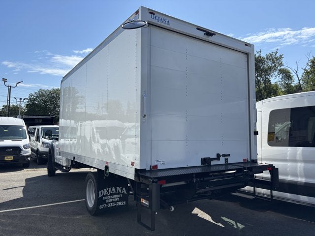 2025 Ford Chassis Cab F-550® XL