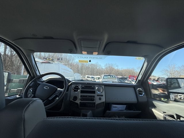 2027 Ford F-650-750 F-650 SD Diesel Straight Frame