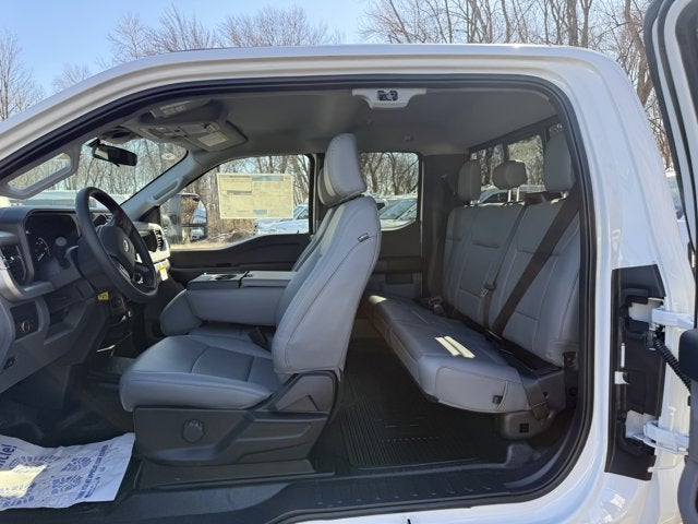 2026 Ford Chassis Cab F-550® XL