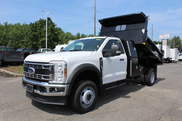 2025 Ford Chassis Cab F-550® XL