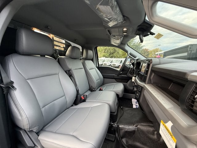 2025 Ford Chassis Cab F-550® XL