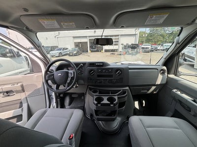 2025 Ford Econoline Cutaway E-350 SRW