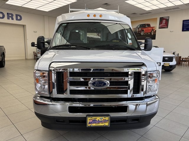 2025 Ford Econoline Cutaway E-350 SRW