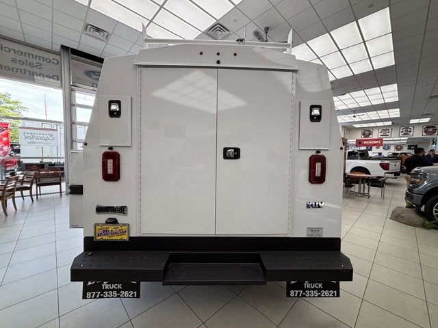 2025 Ford Econoline Cutaway E-350 SRW