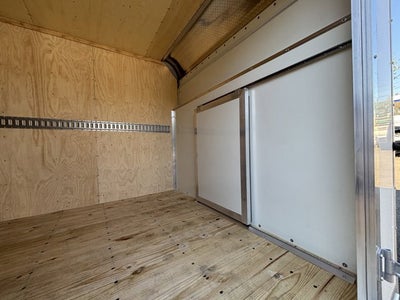 2025 Ford Econoline Cutaway E-450 DRW