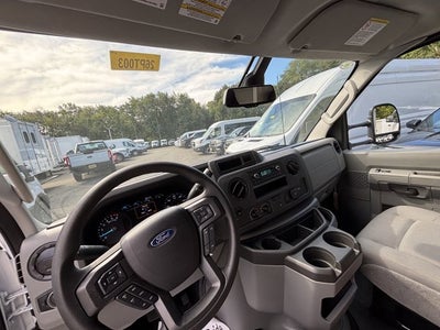 2026 Ford Econoline Cutaway E-450 DRW