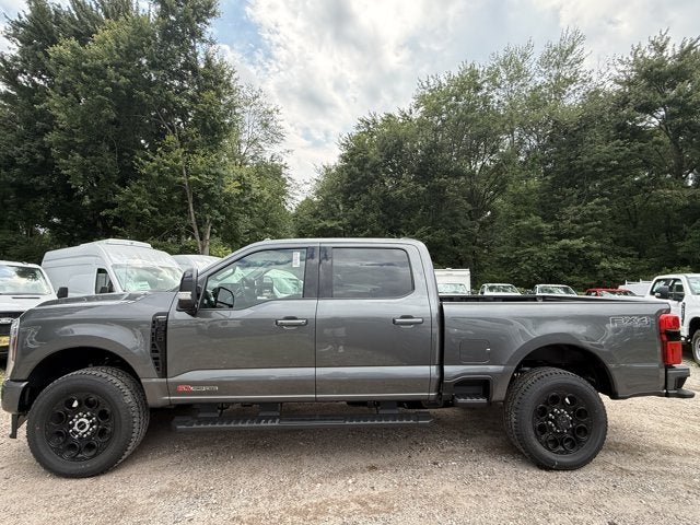 2026 Ford Super Duty F-350® Lariat®