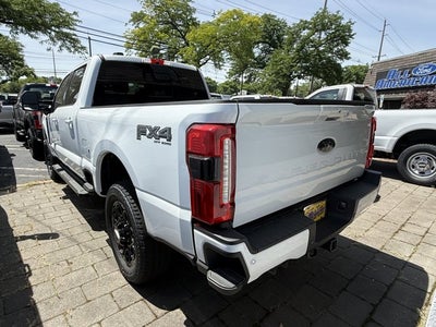 2026 Ford Super Duty F-350® Lariat®