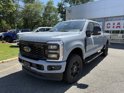 2026 Ford Super Duty F-350® Lariat®
