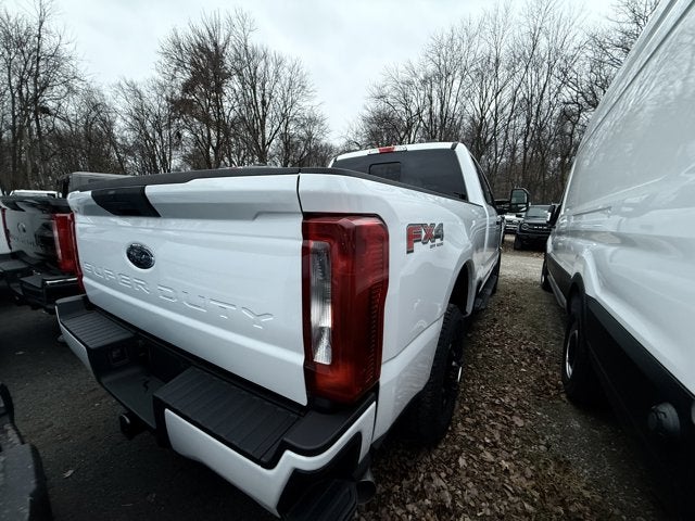 2026 Ford Super Duty F-350 SRW Base