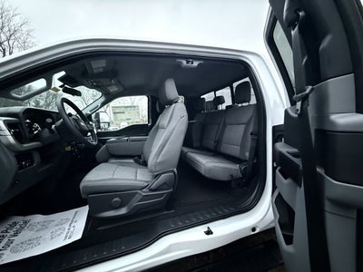 2026 Ford Super Duty F-350 SRW Base