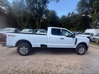 2026 Ford Super Duty F-350® XLT