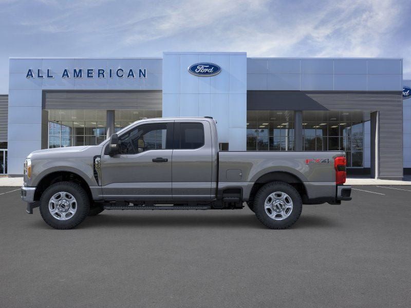 2026 Ford Super Duty F-350® XLT