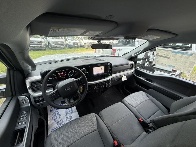 2026 Ford Super Duty F-350® XLT