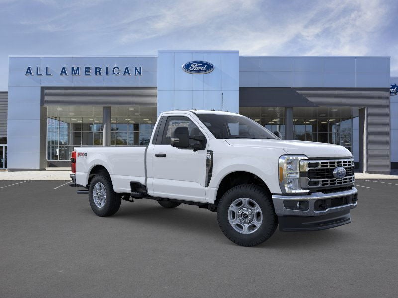 2026 Ford Super Duty F-350® XLT
